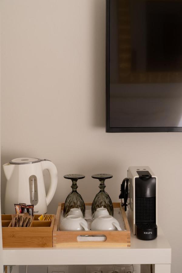 Dema Luxury Suites - Perikleous E1 Athena Bagian luar foto
